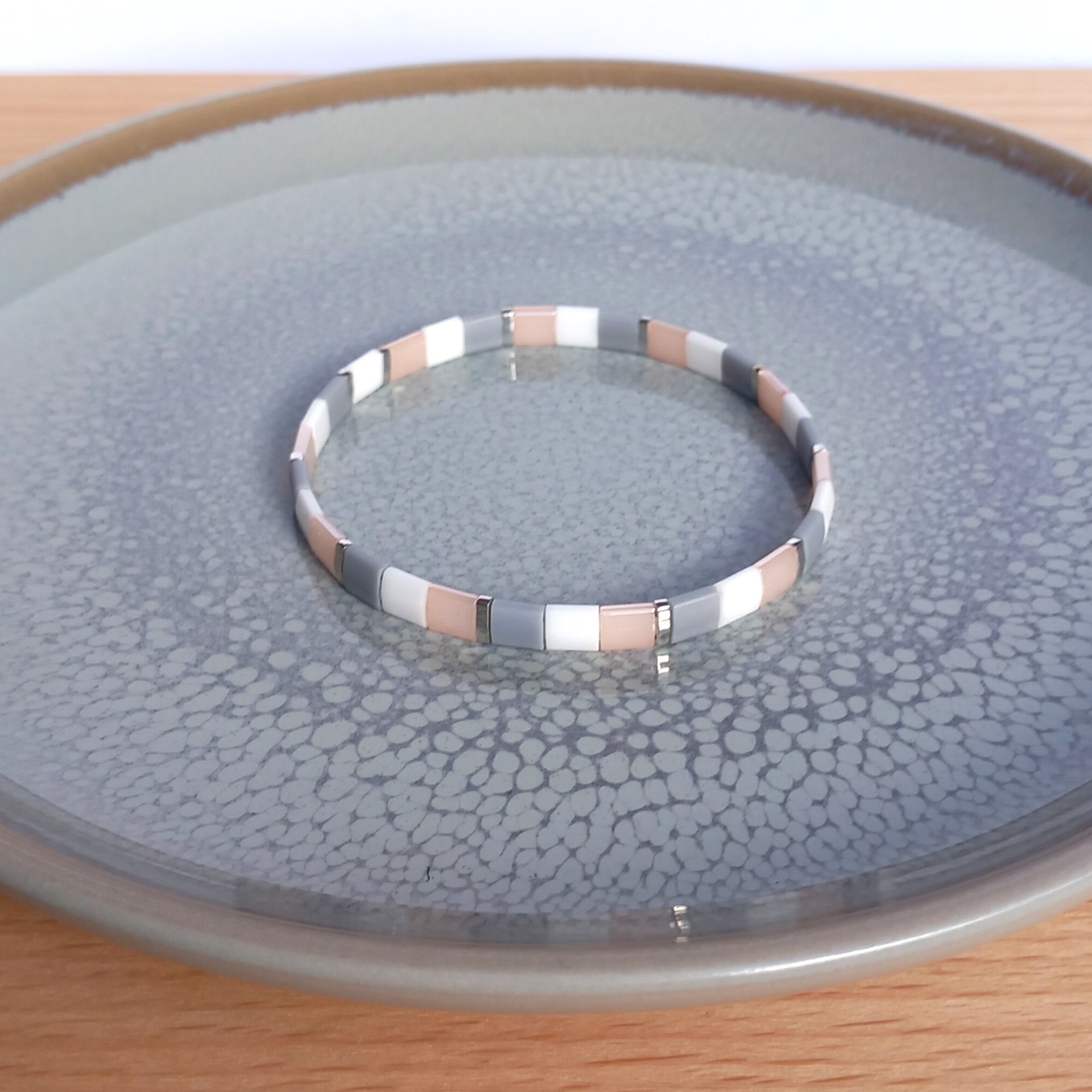 Glass tile stretch bracelet in subtle colours, pale pink, white, gray and silver colour miyuki tila beads