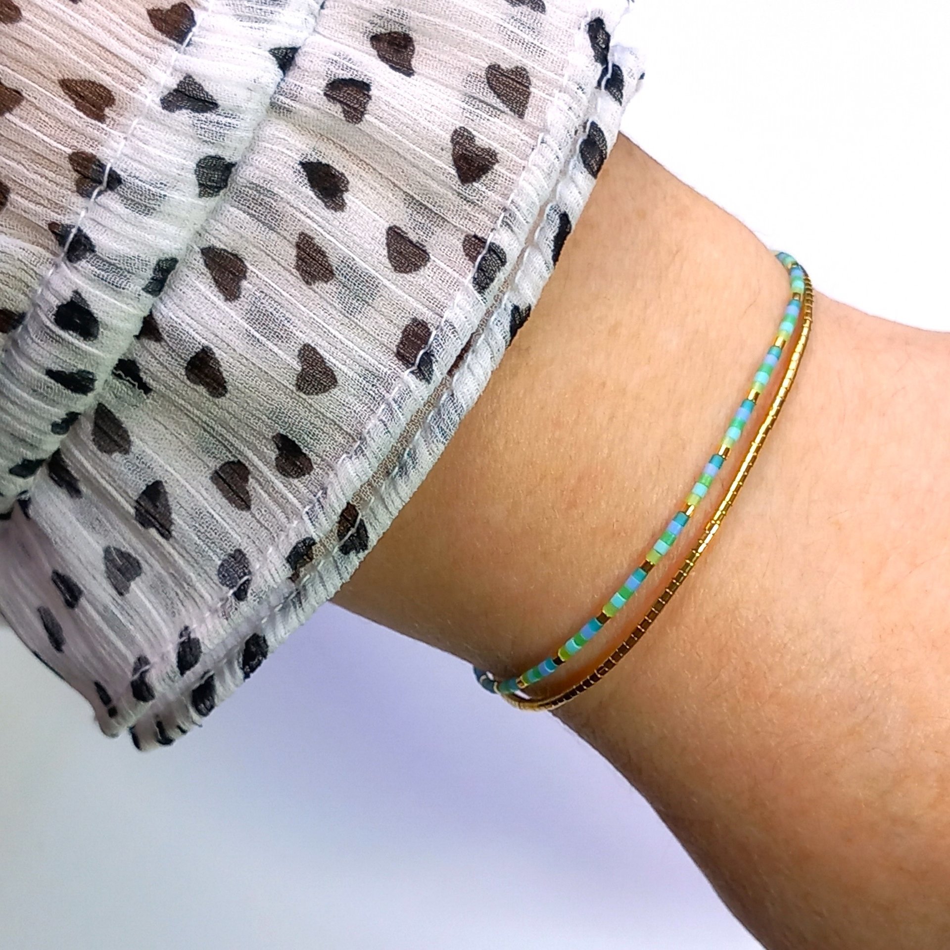 Thin glass beads stretch wrapped bracelet, summer jewelry with tiny miyuki beads in blue, green and gold, minimalist, comfortable and light