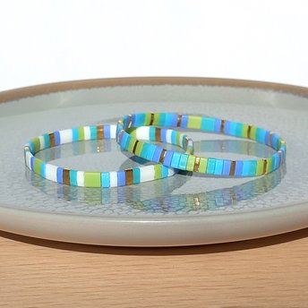Miyuki tila stretch bracelet set in light blue and chartreuse green colour, two matching designs for stacking or a single bracelet