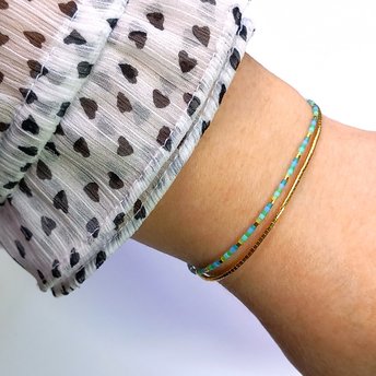 Thin glass beads stretch wrapped bracelet, summer jewelry with tiny miyuki beads in blue, green and gold, minimalist, comfortable and light